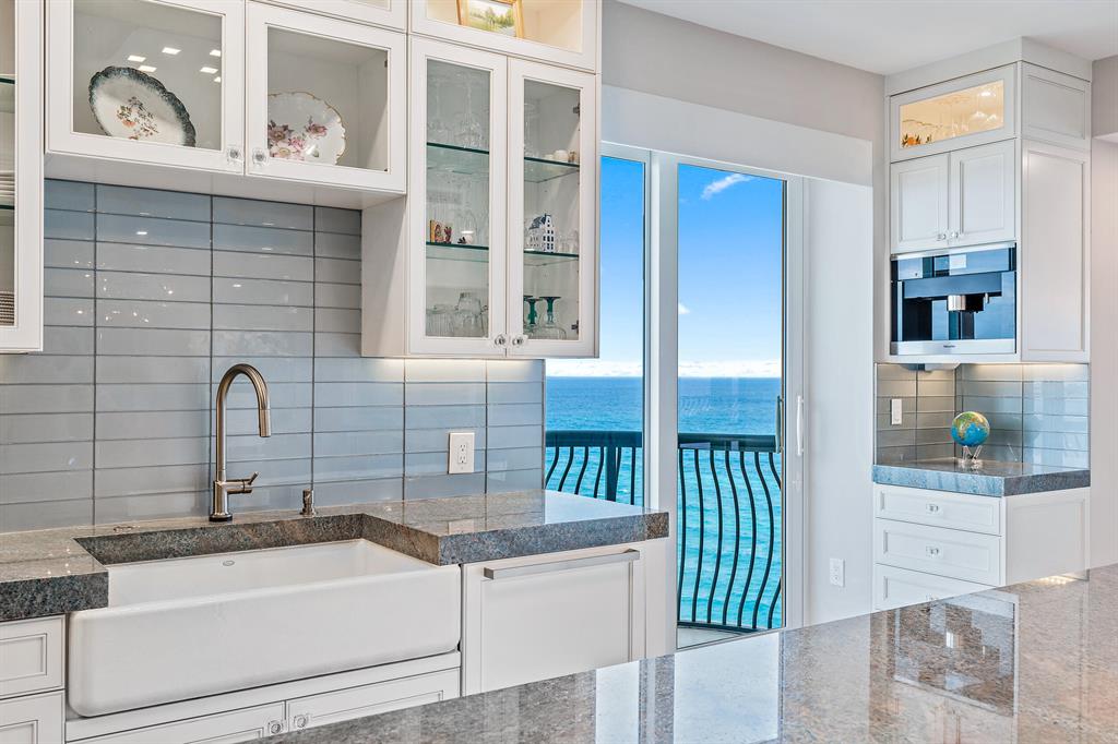 5150 N Ocean Drive 1901