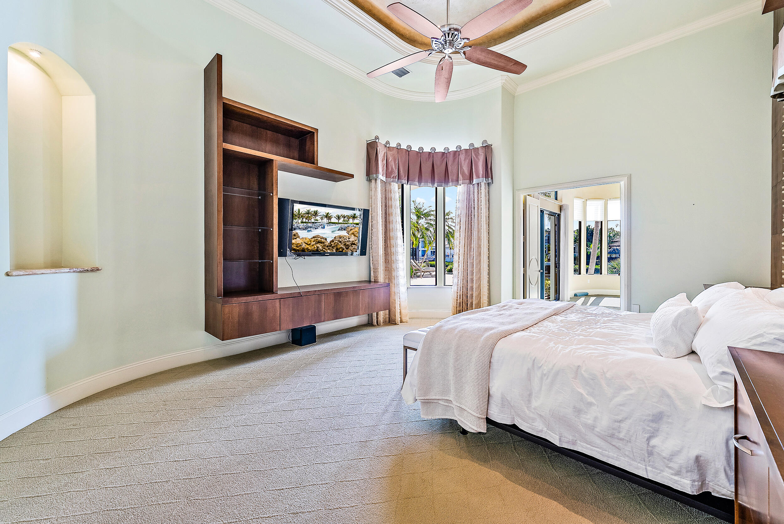 131 Commodore Drive