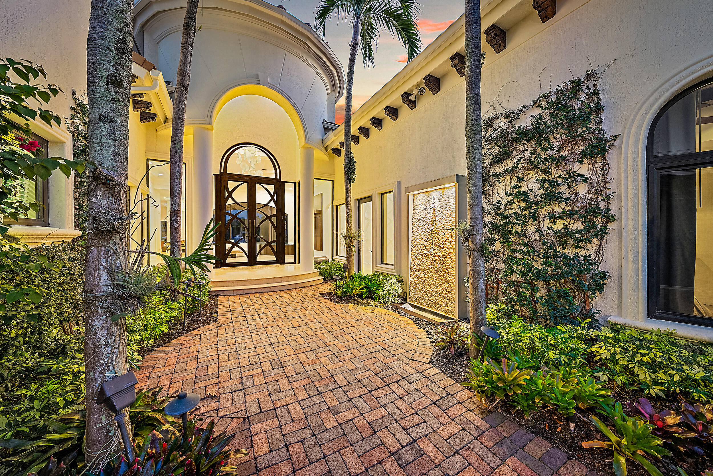 131 Commodore Drive