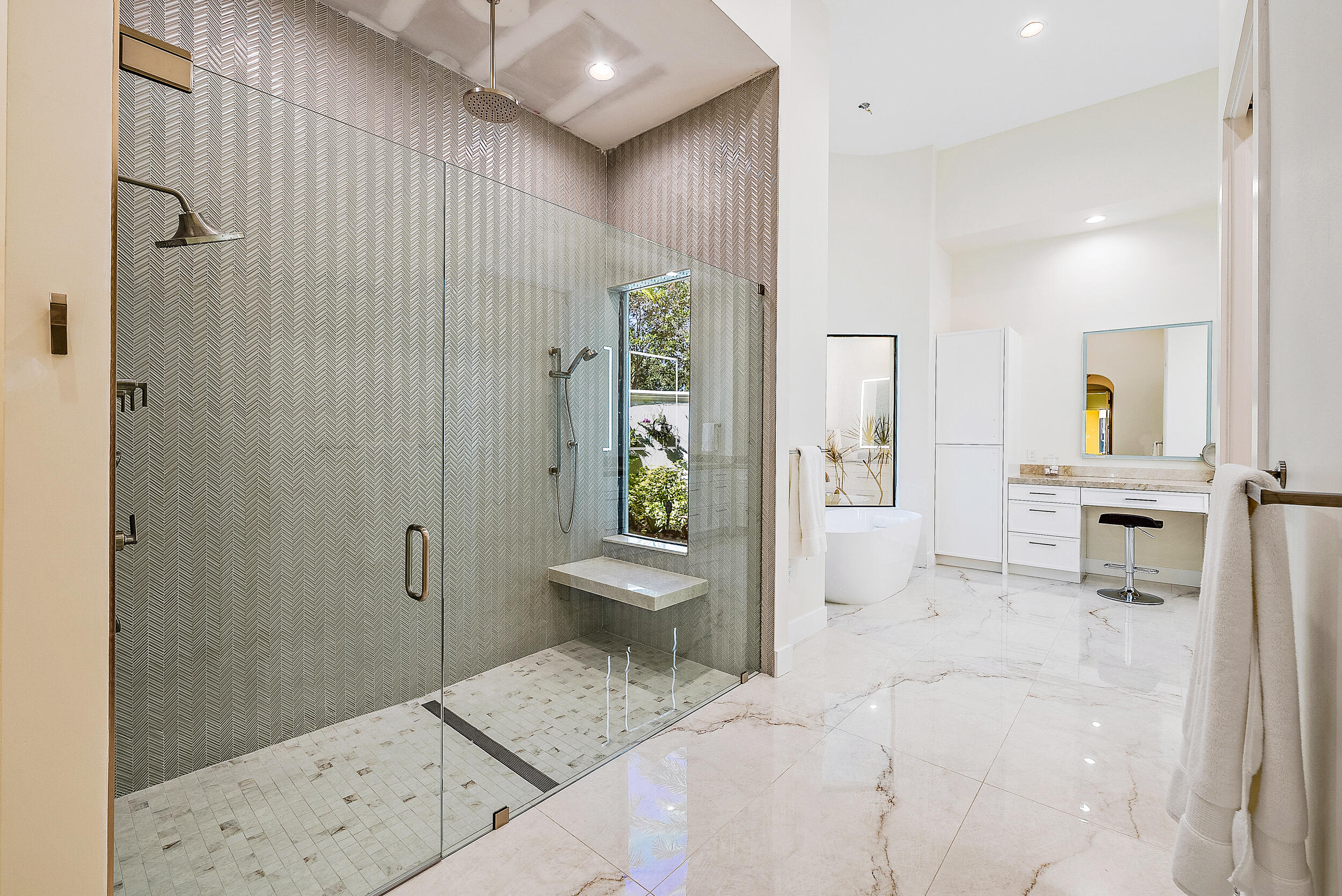 131 Commodore Drive