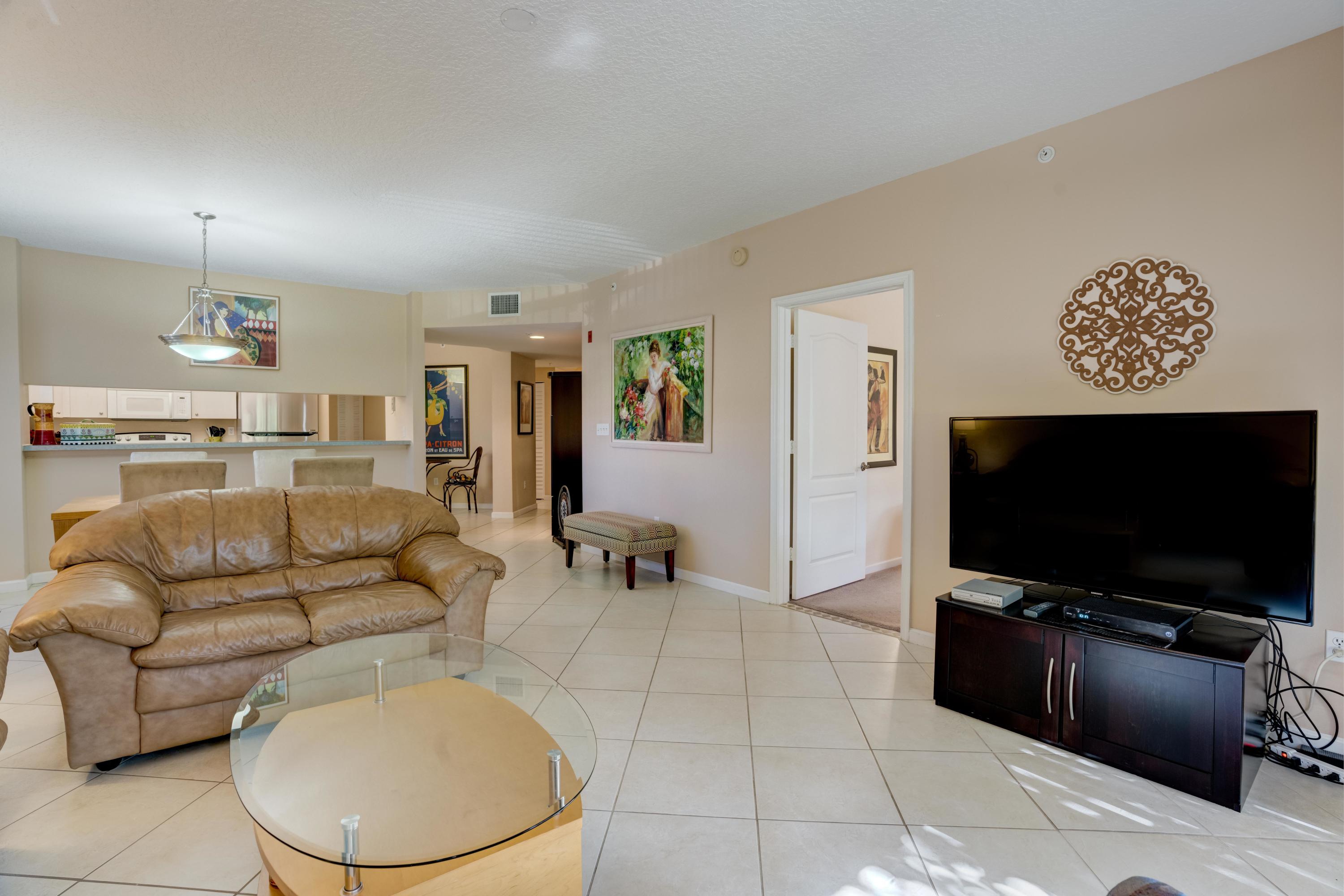 200 Uno Lago Drive 105