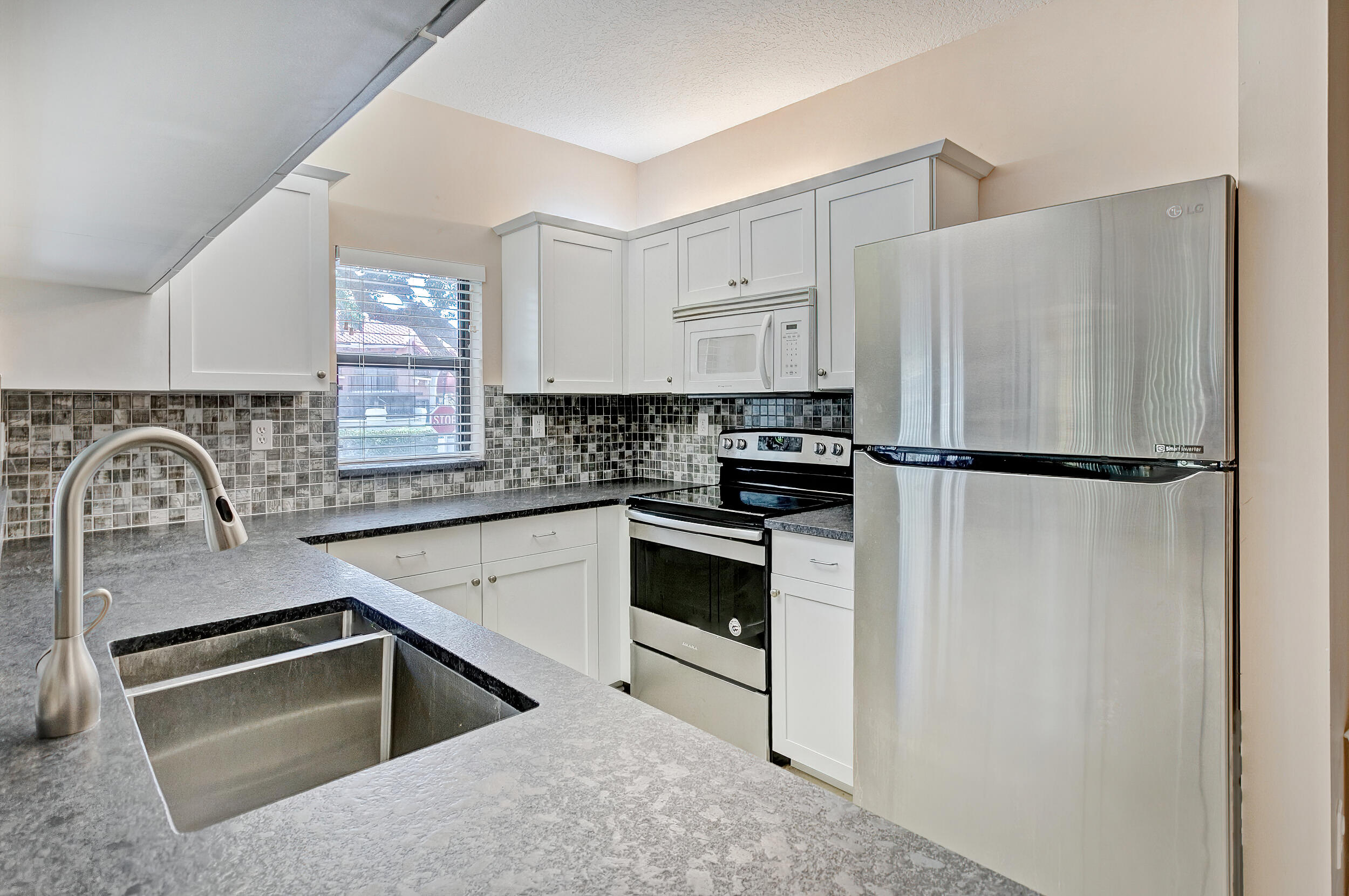 200 Uno Lago Drive 105