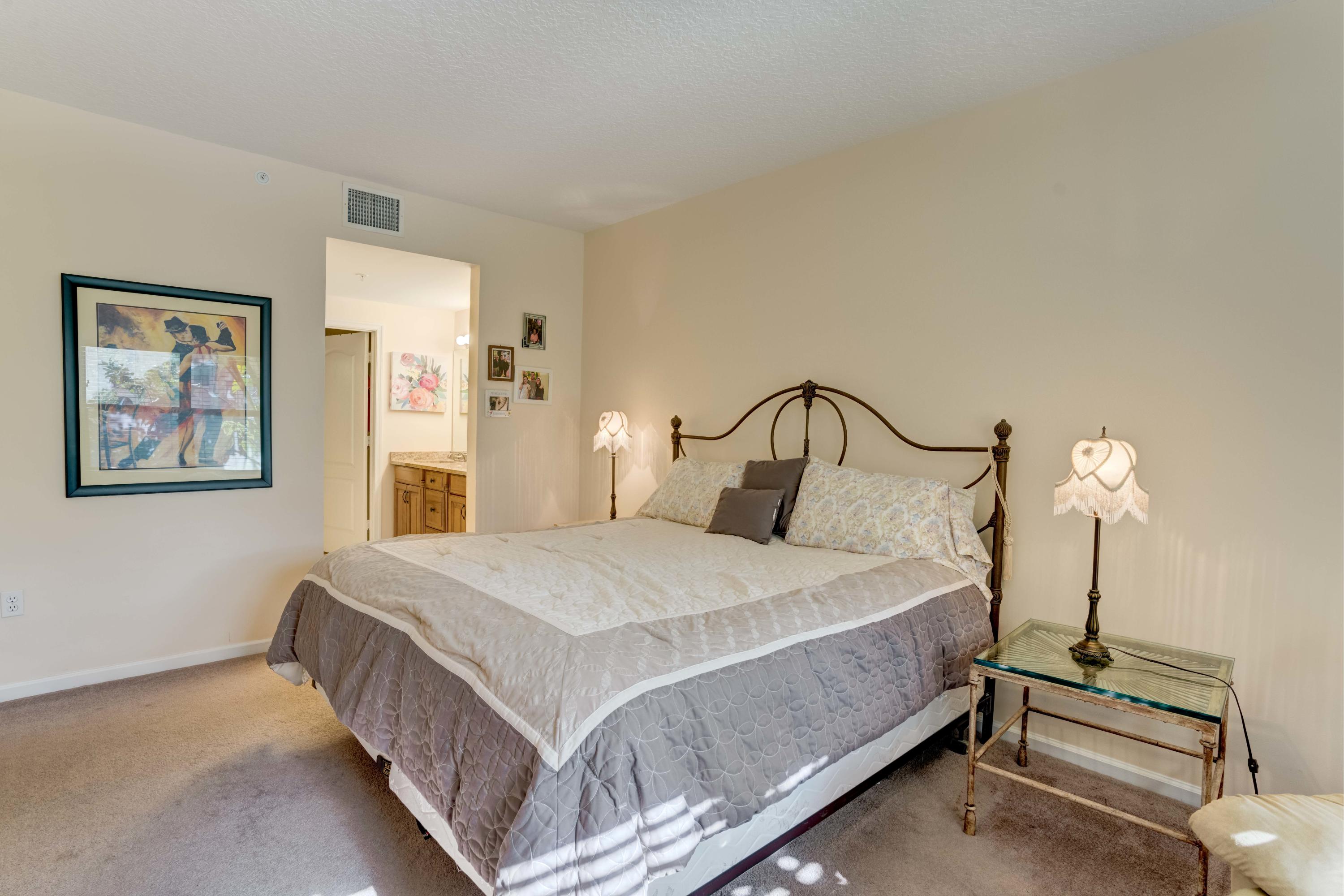 200 Uno Lago Drive 105
