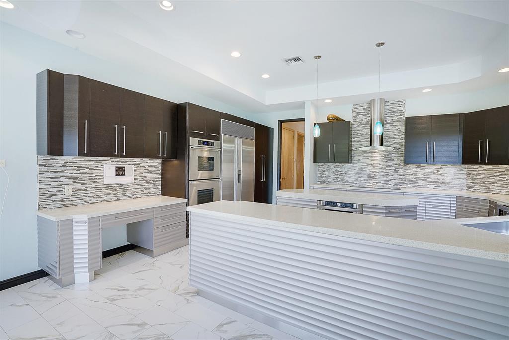 7156 Mandarin Drive