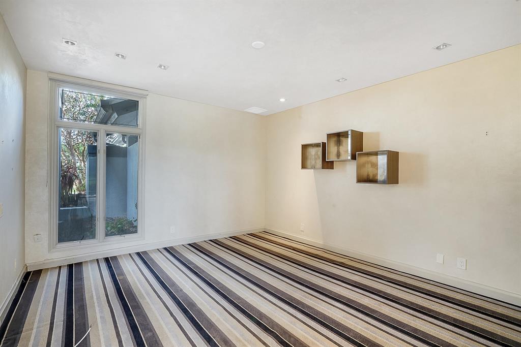 7156 Mandarin Drive