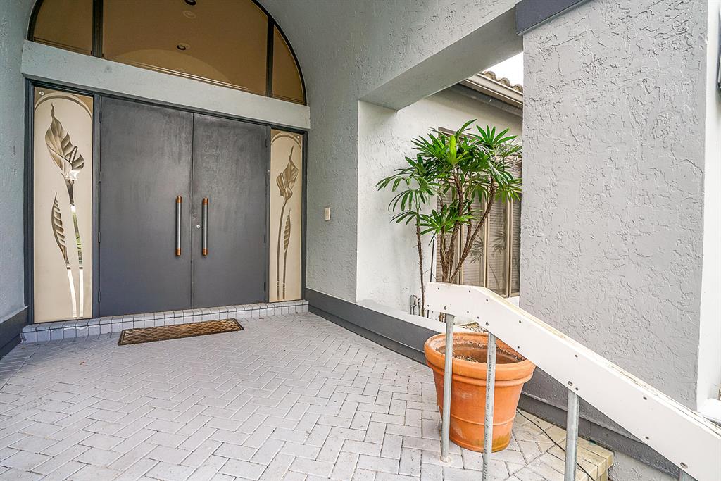 7156 Mandarin Drive