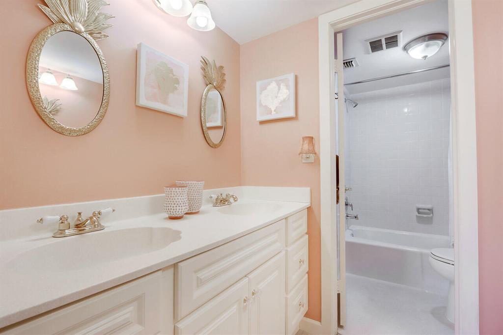 300 Intracoastal Place 102