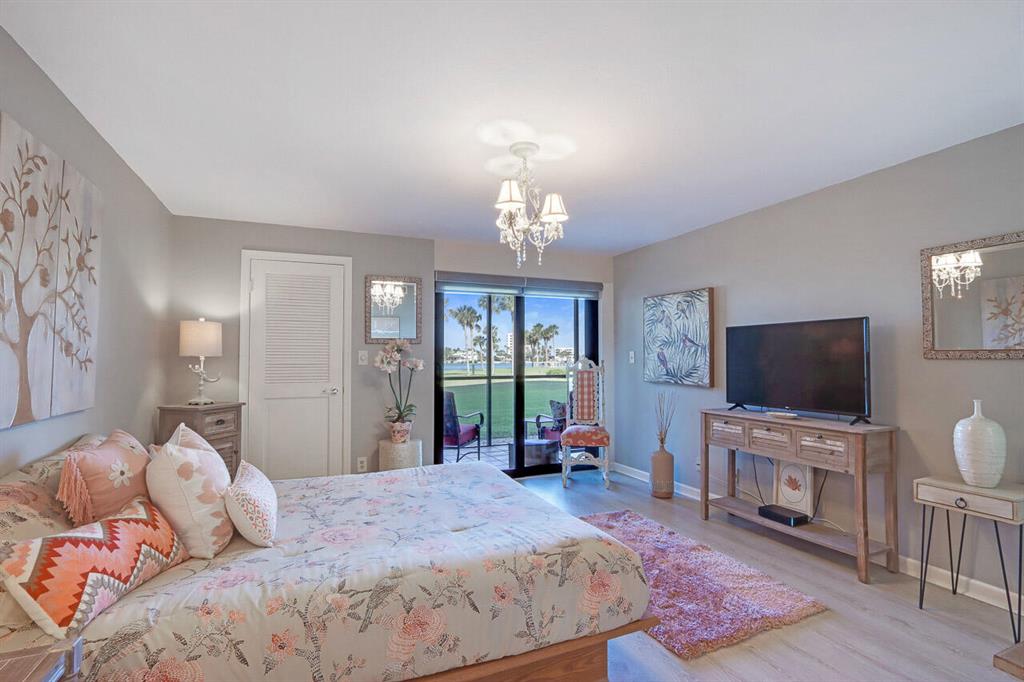 300 Intracoastal Place 102