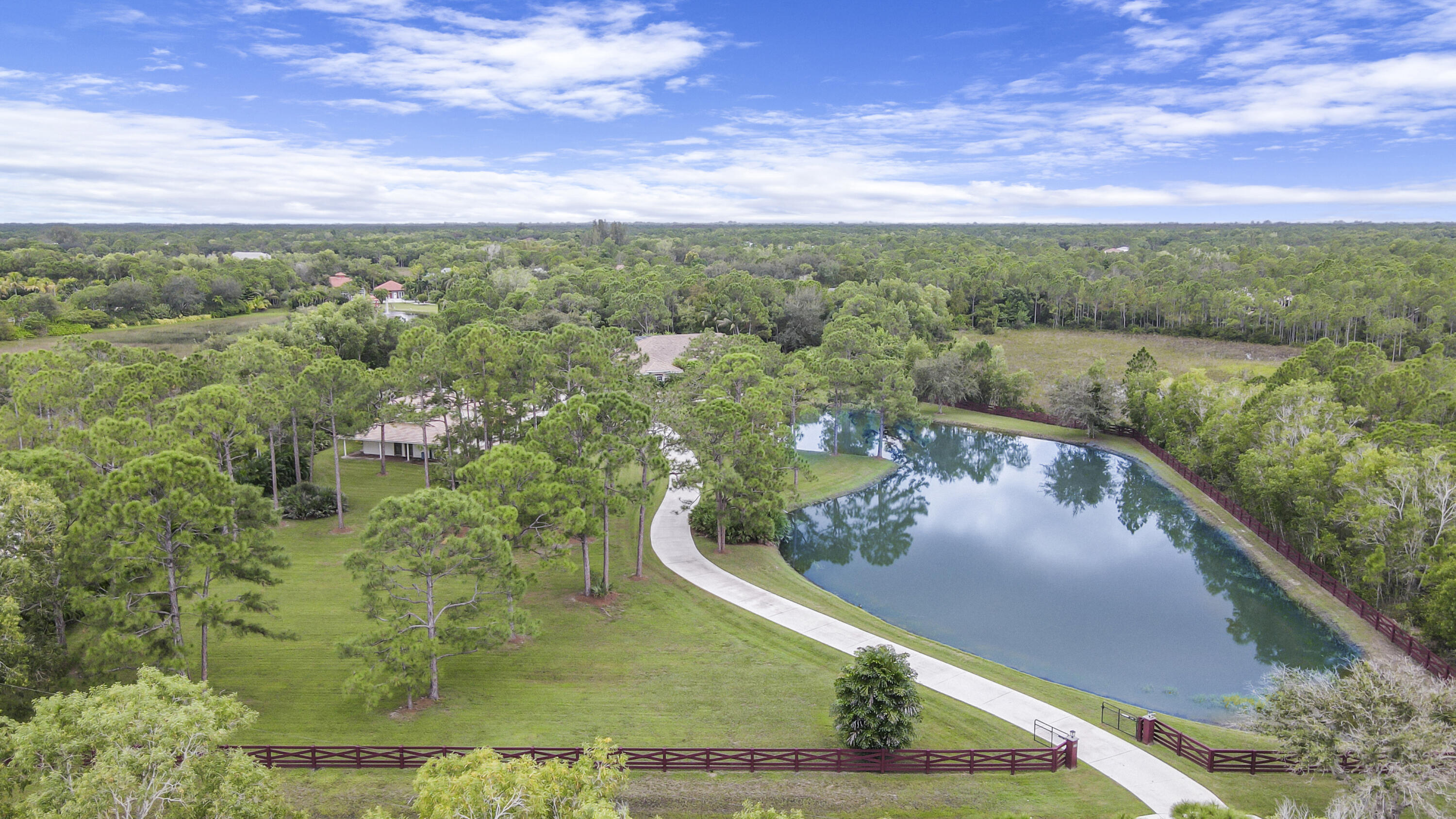 2645 SE Ranch Acres Circle