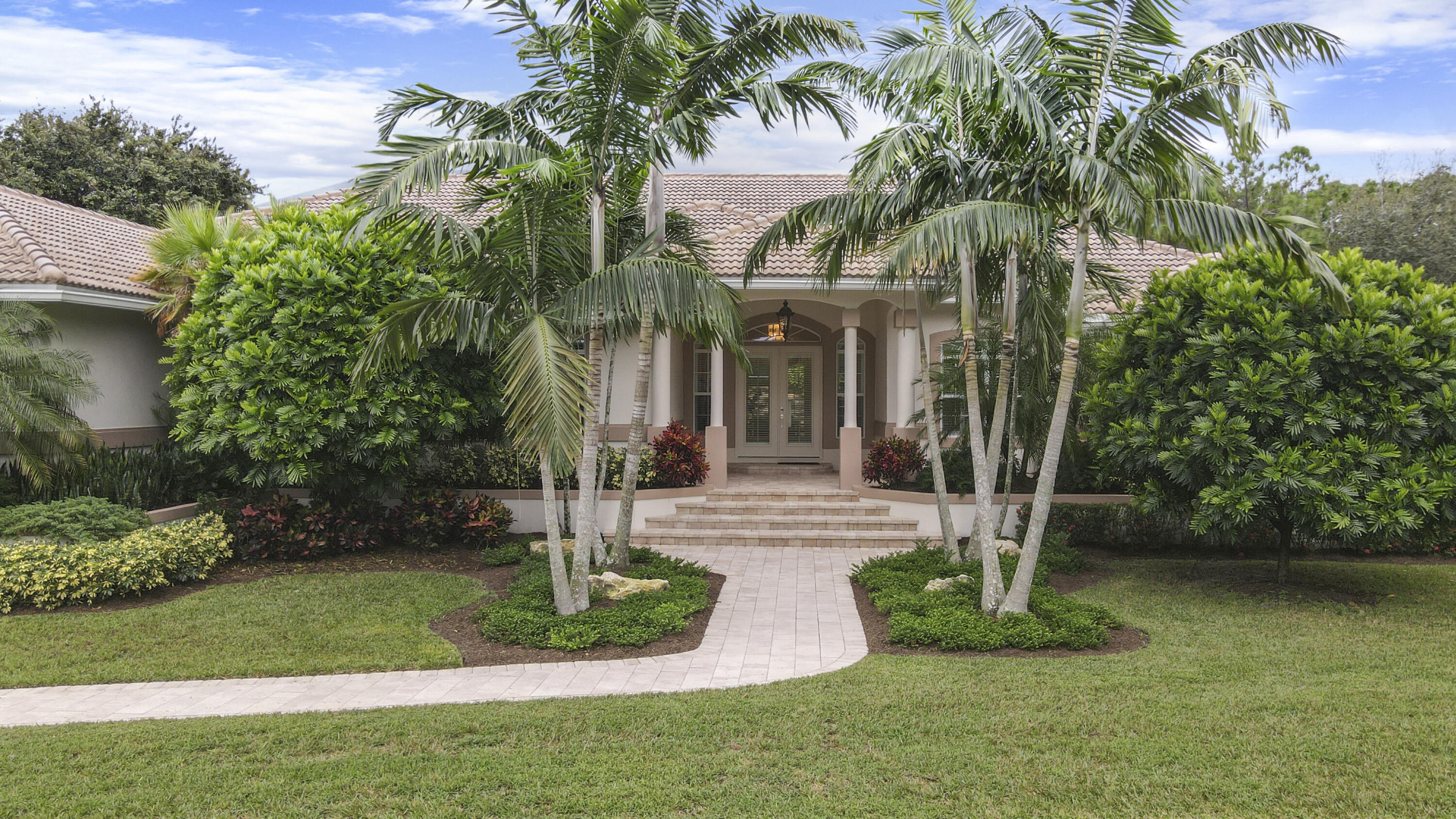 2645 SE Ranch Acres Circle