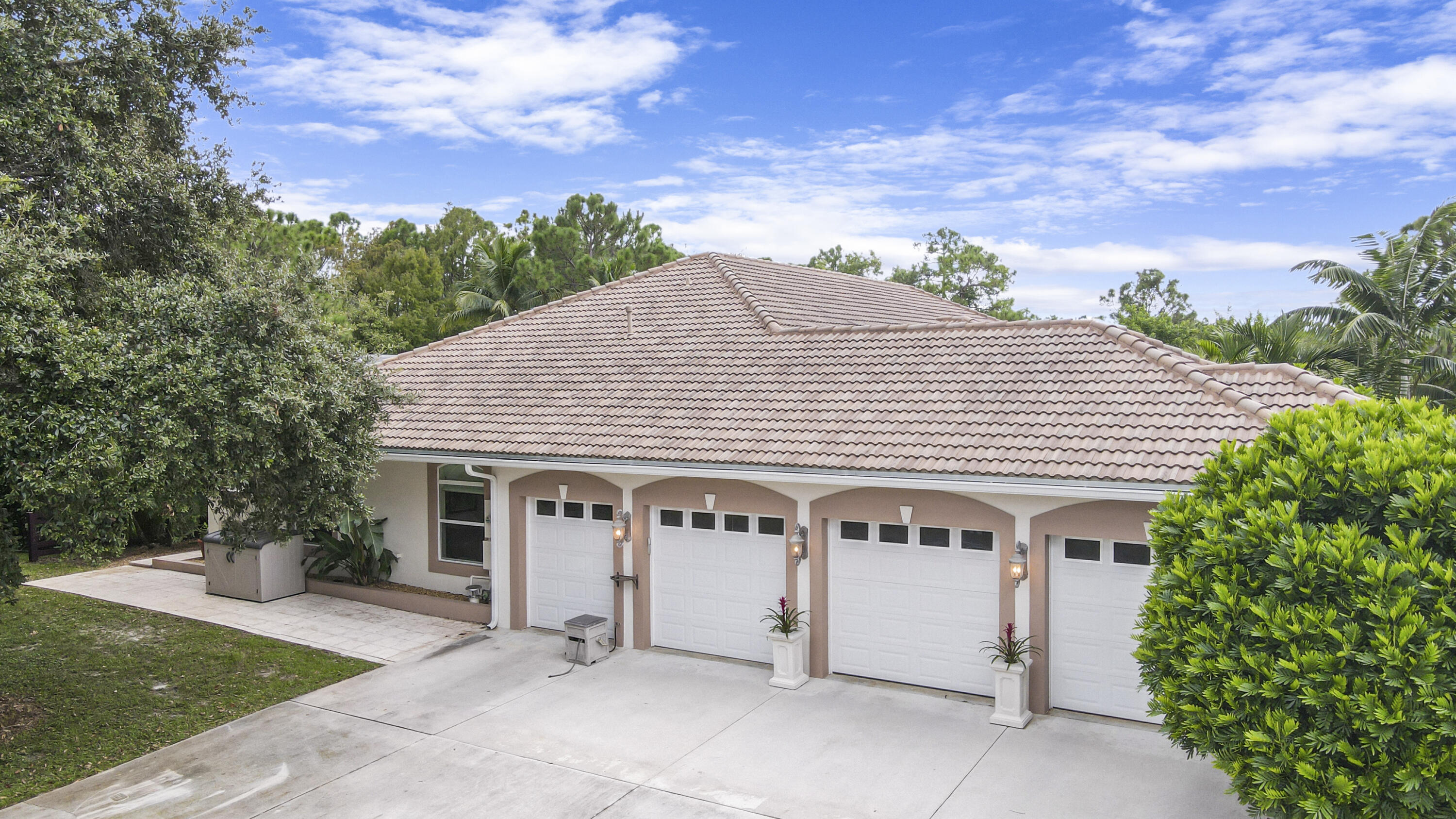 2645 SE Ranch Acres Circle