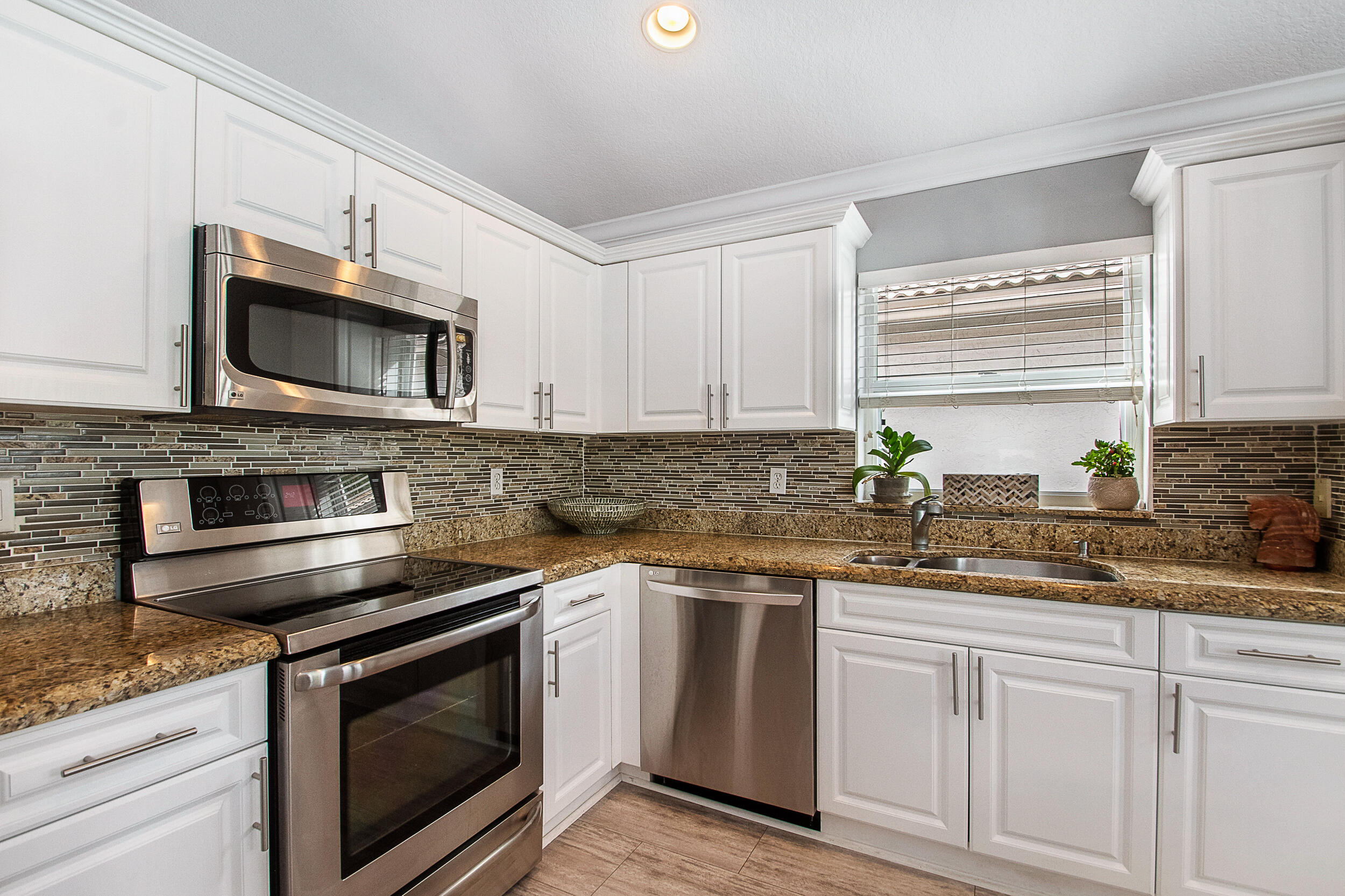 4224 Bluff Harbor Way