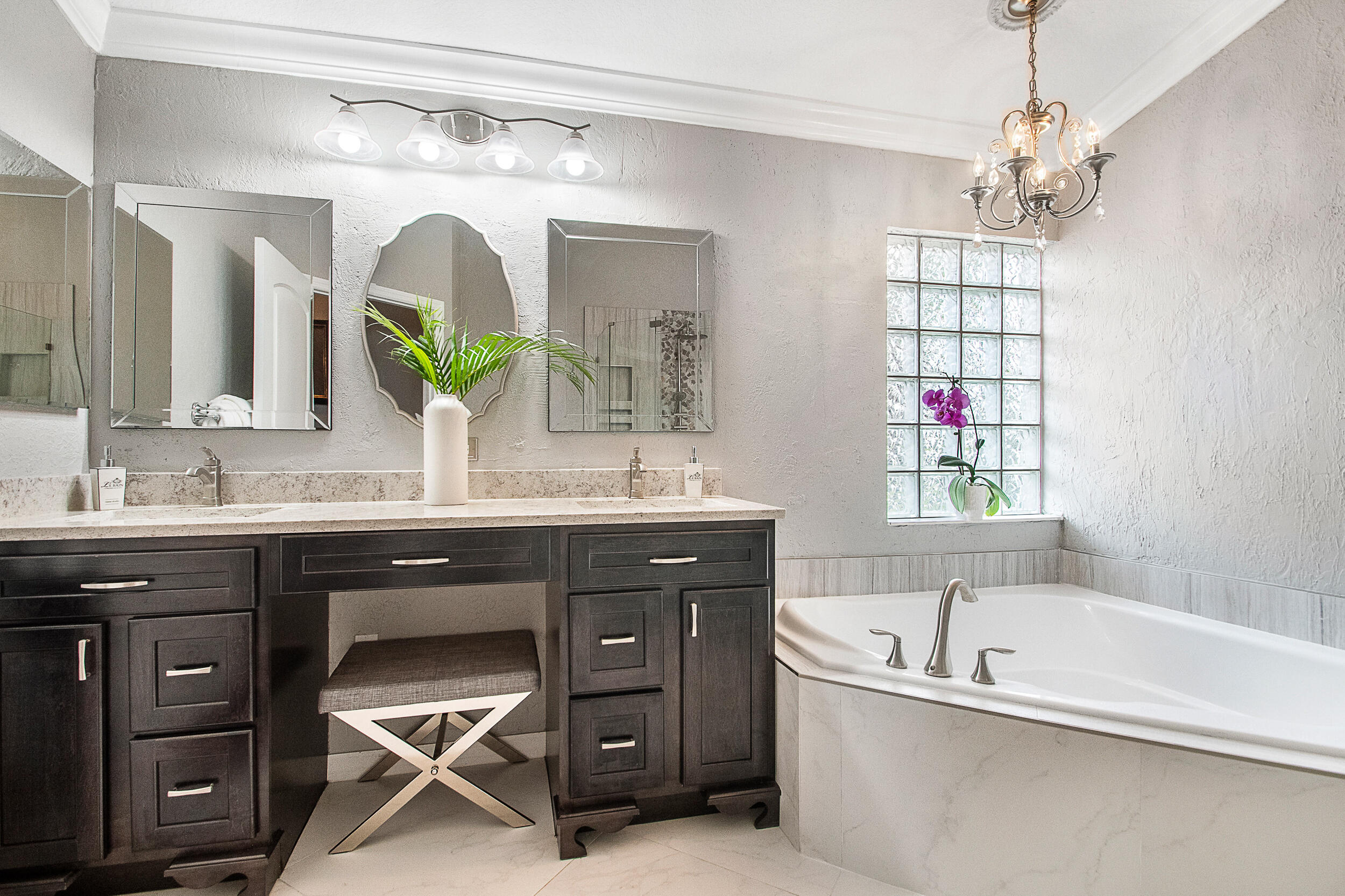 4224 Bluff Harbor Way