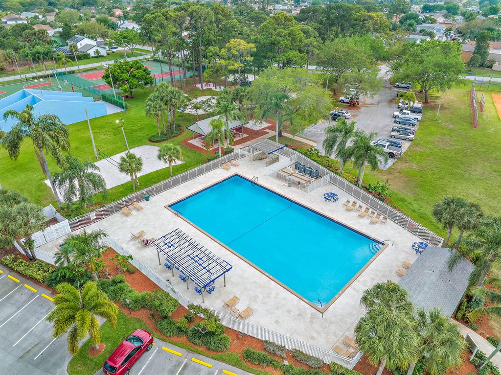 5588 Rambler Rose Way