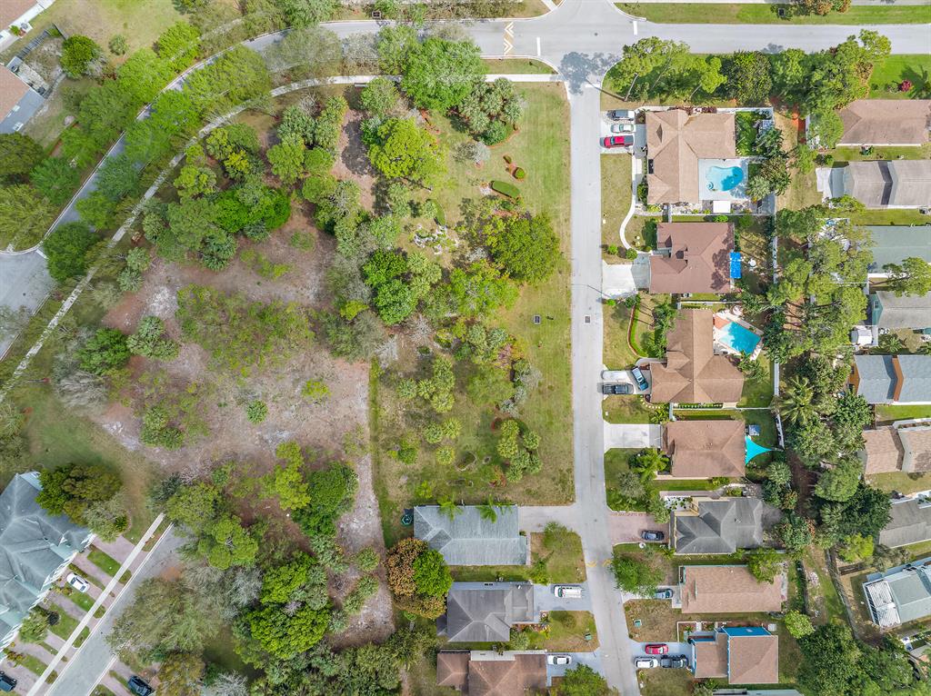 5588 Rambler Rose Way