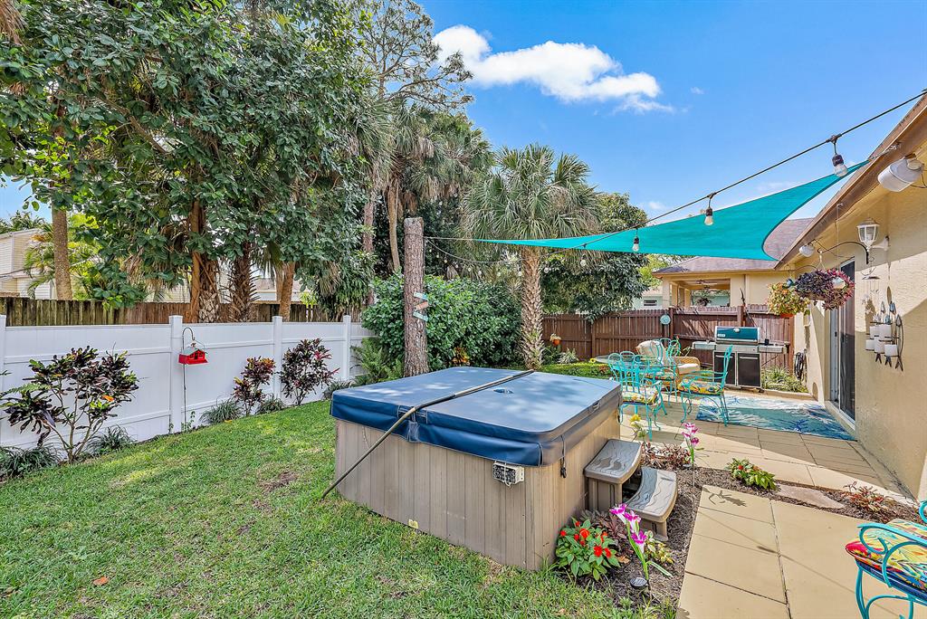 5588 Rambler Rose Way