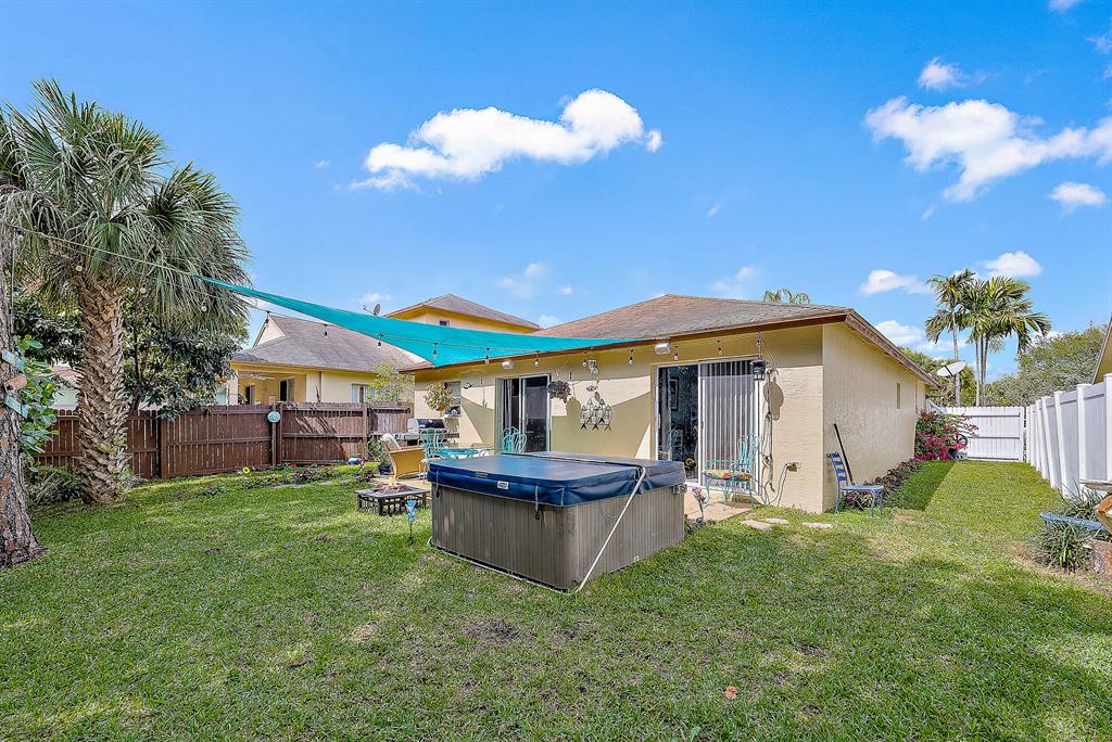 5588 Rambler Rose Way