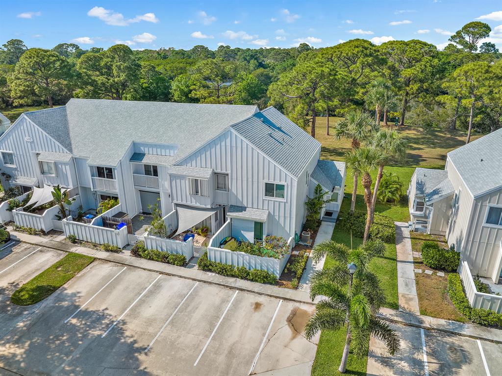 6311 Riverwalk Lane 6