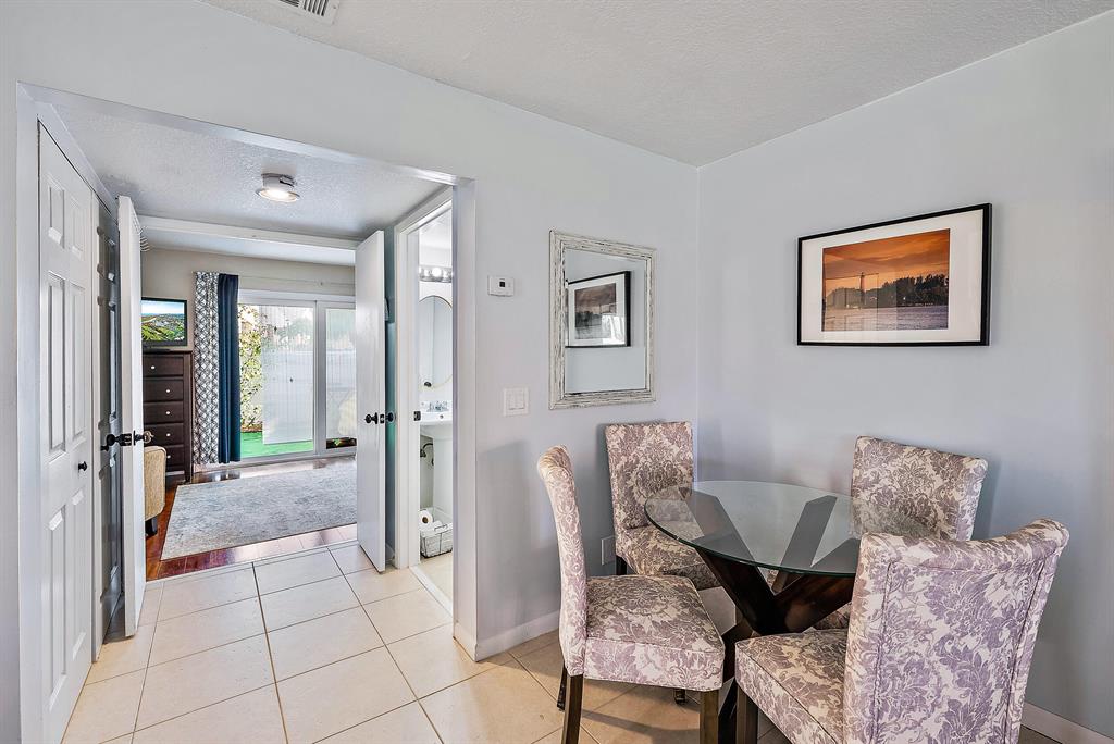 6311 Riverwalk Lane 6