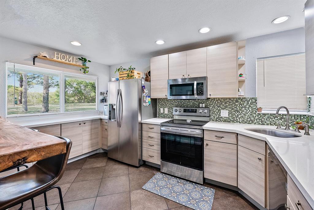 6311 Riverwalk Lane 6