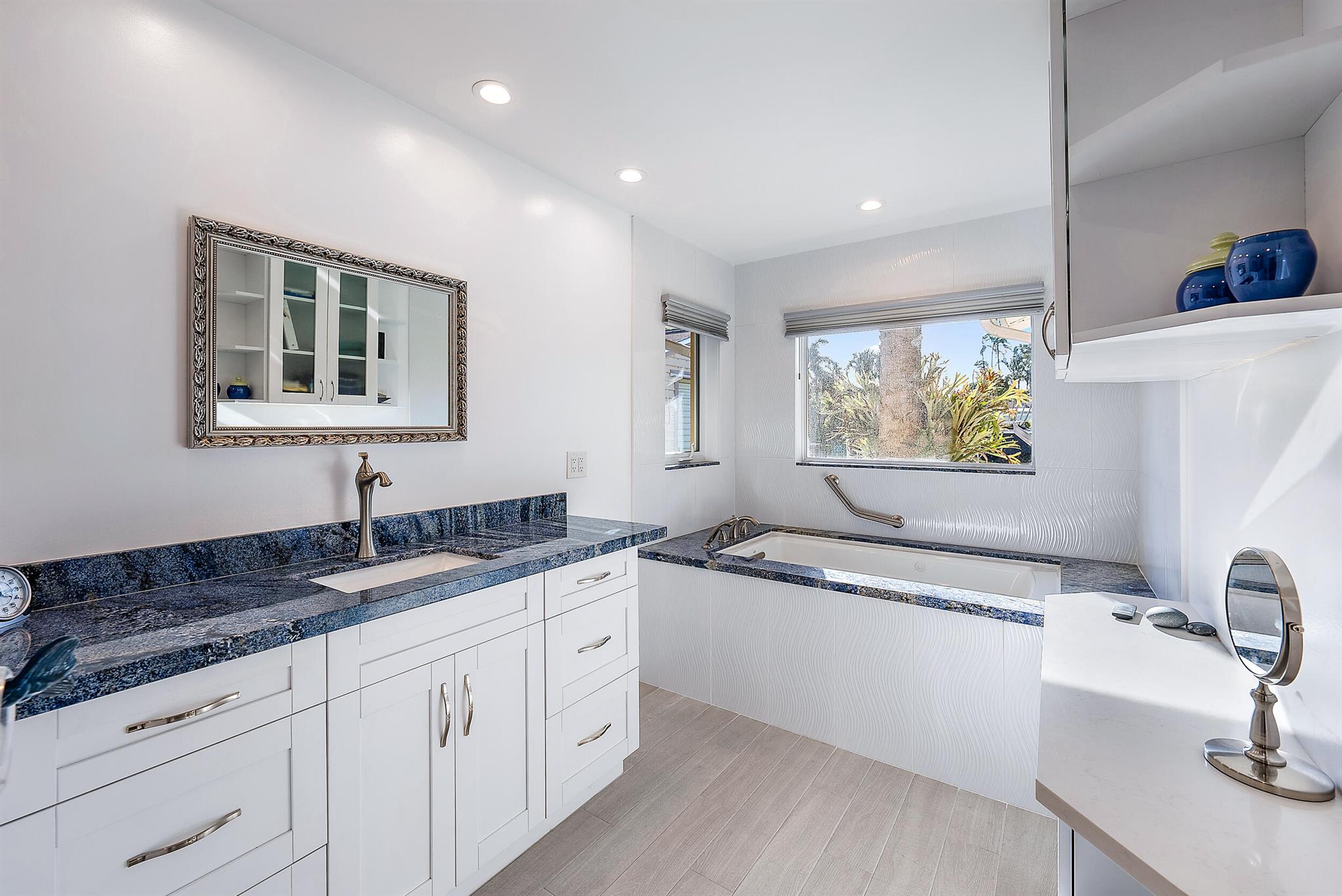 930 Dolphin Drive