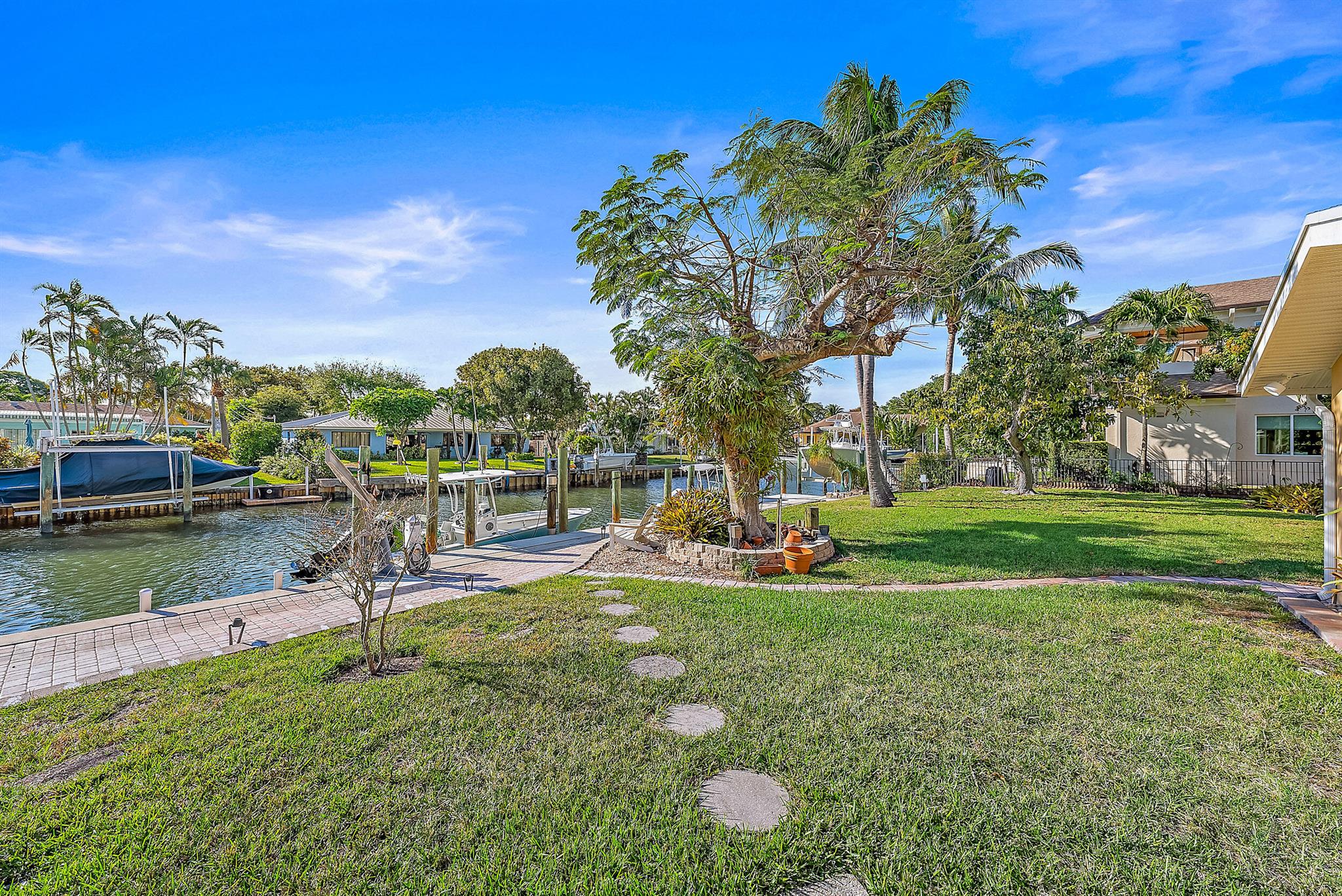 930 Dolphin Drive