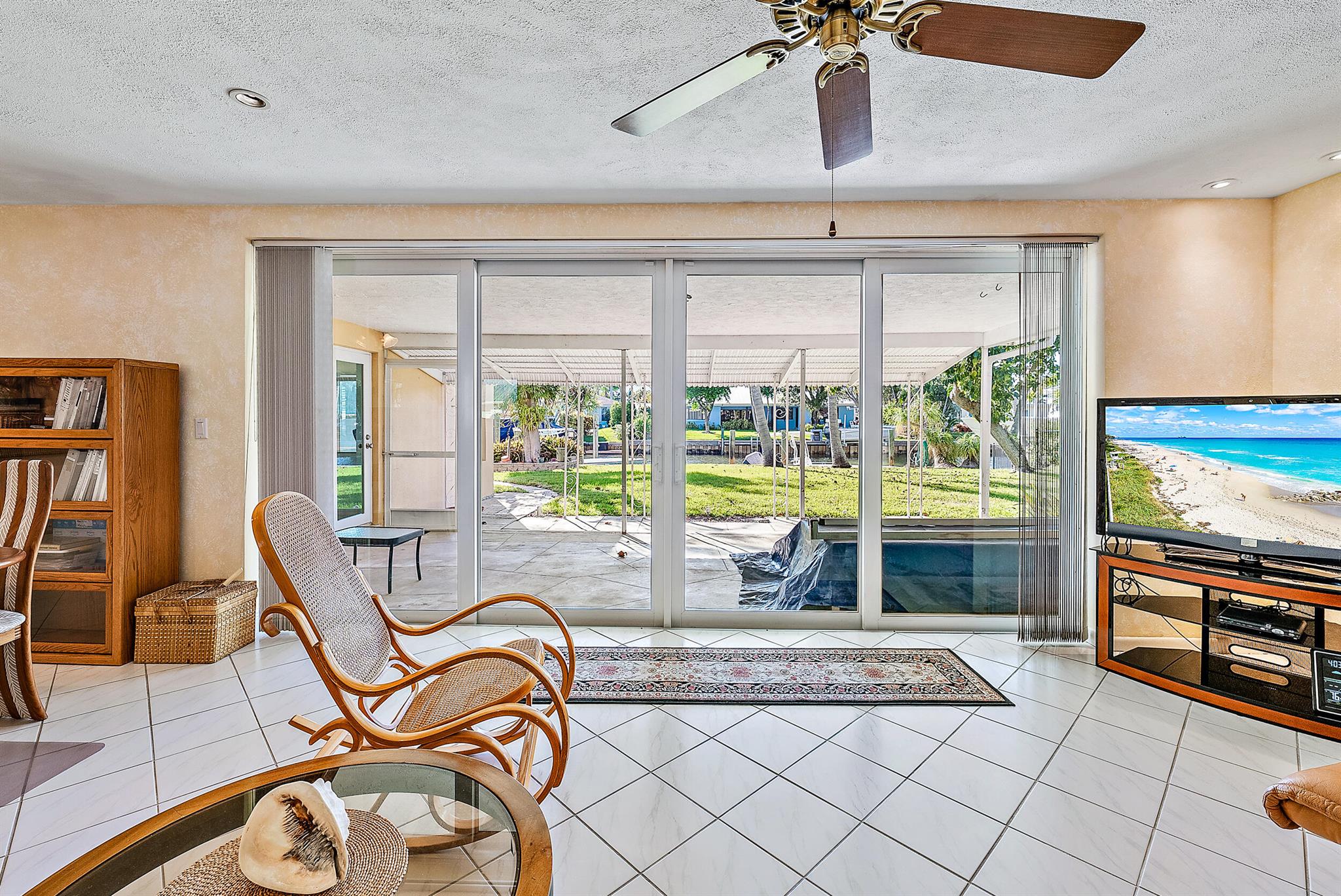930 Dolphin Drive