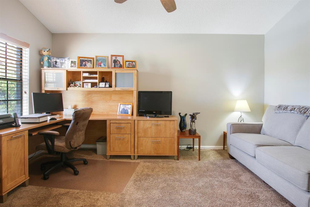 2616 La Cristal Circle