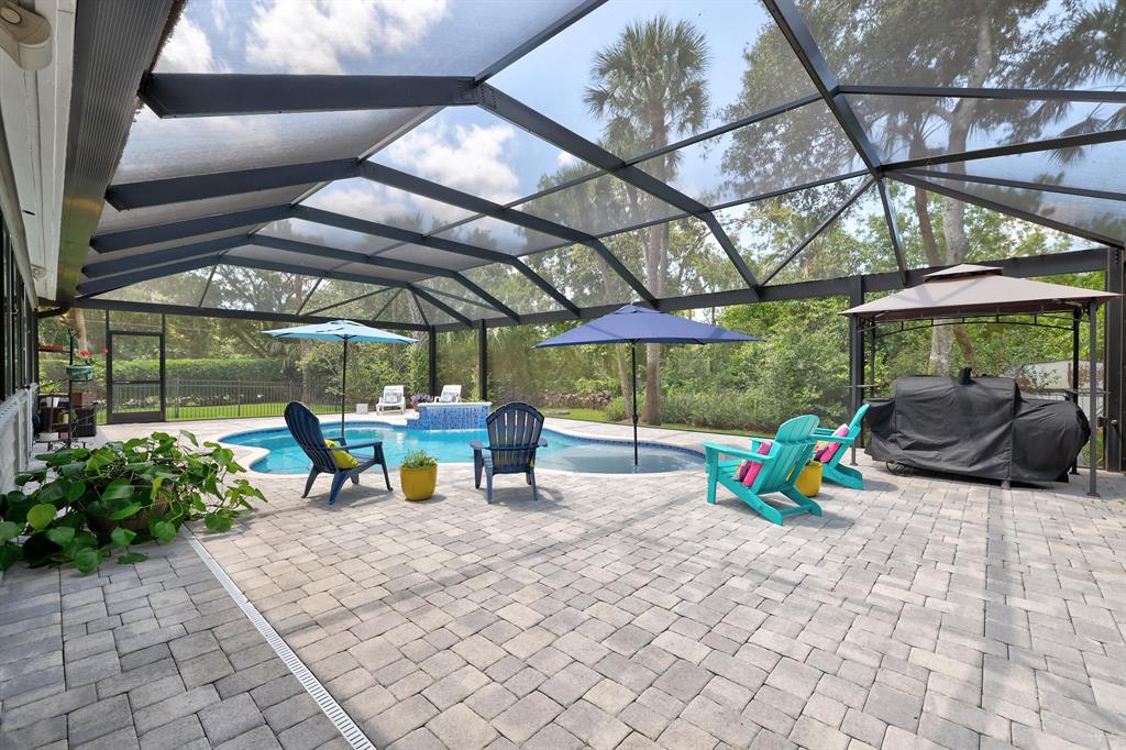 1091 SE Buttonwood Circle
