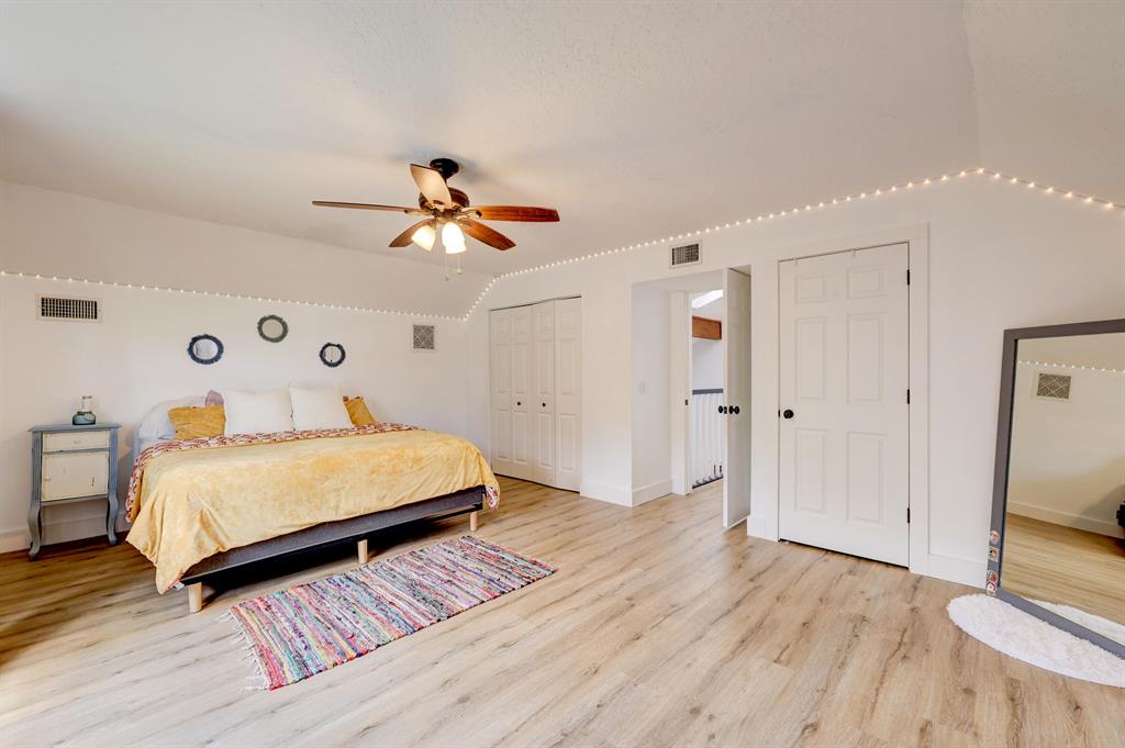 1091 SE Buttonwood Circle