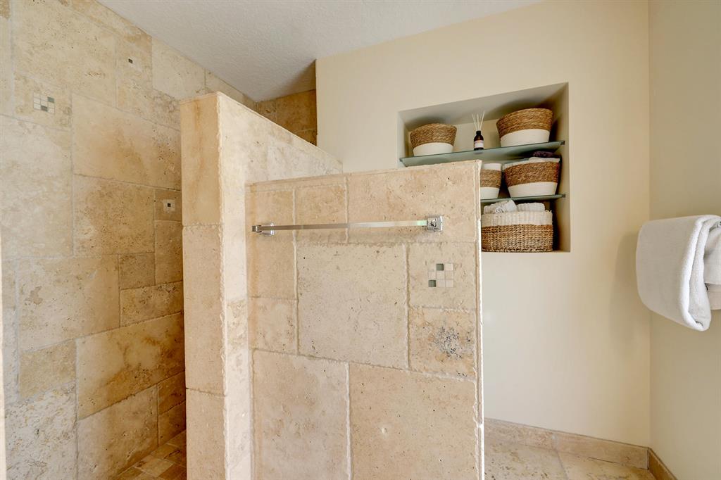 1091 SE Buttonwood Circle