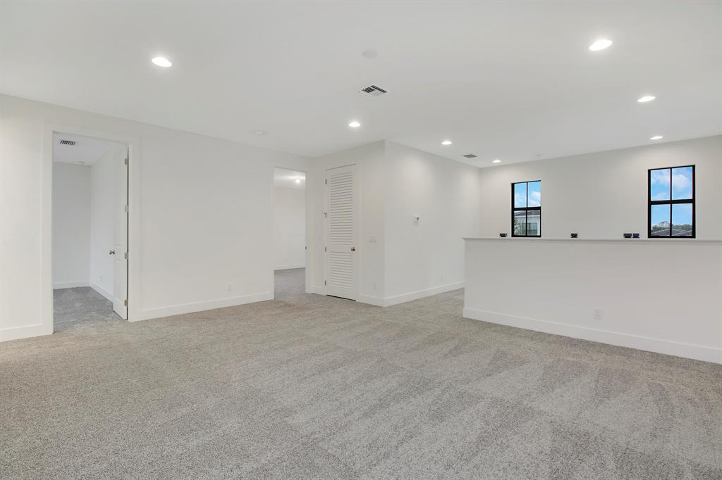13474 Artisan Circle