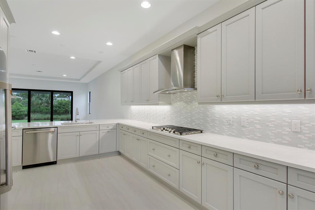 13474 Artisan Circle