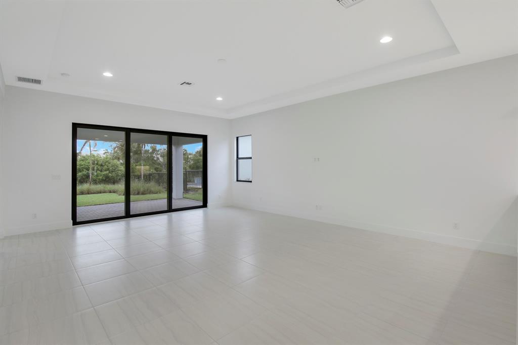 13474 Artisan Circle