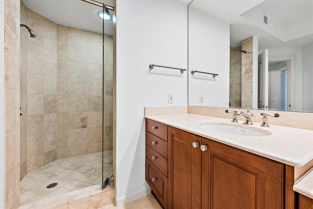 4600 N Ocean Drive 802
