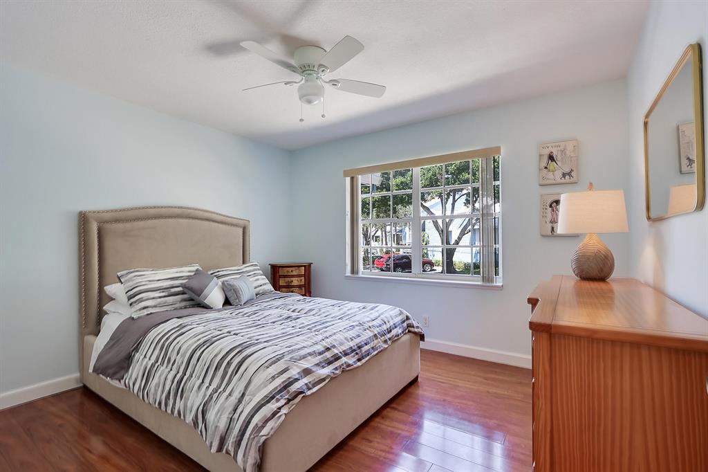 628 Ocean Dunes Circle