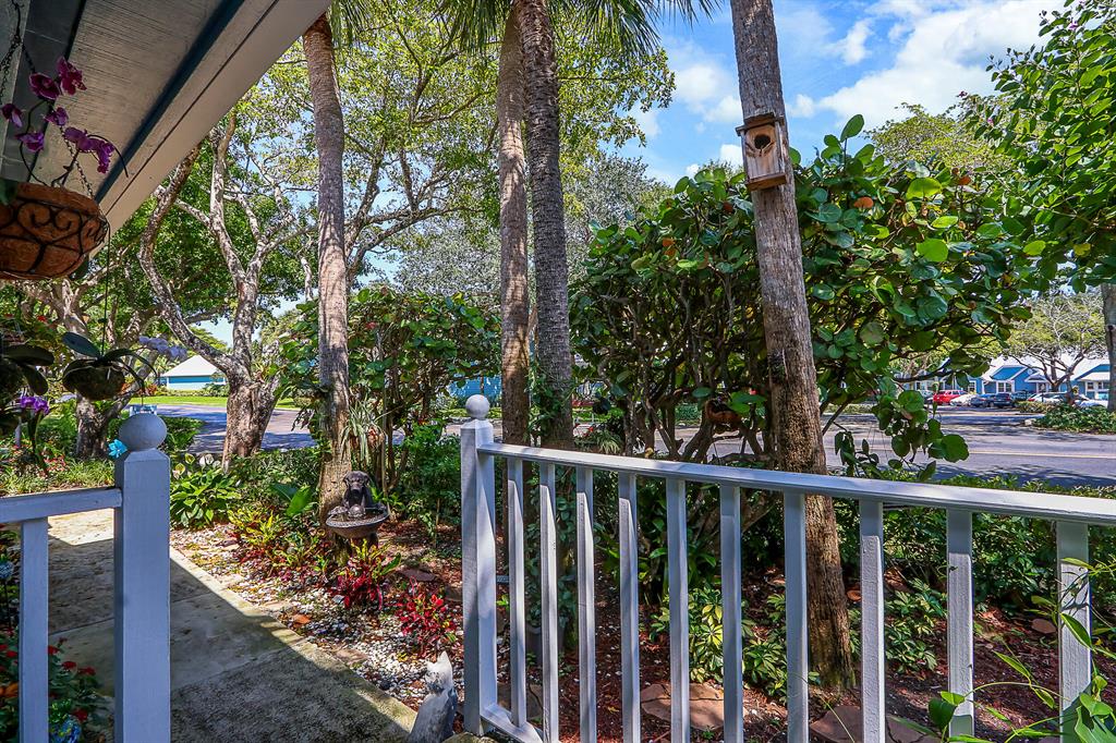 628 Ocean Dunes Circle