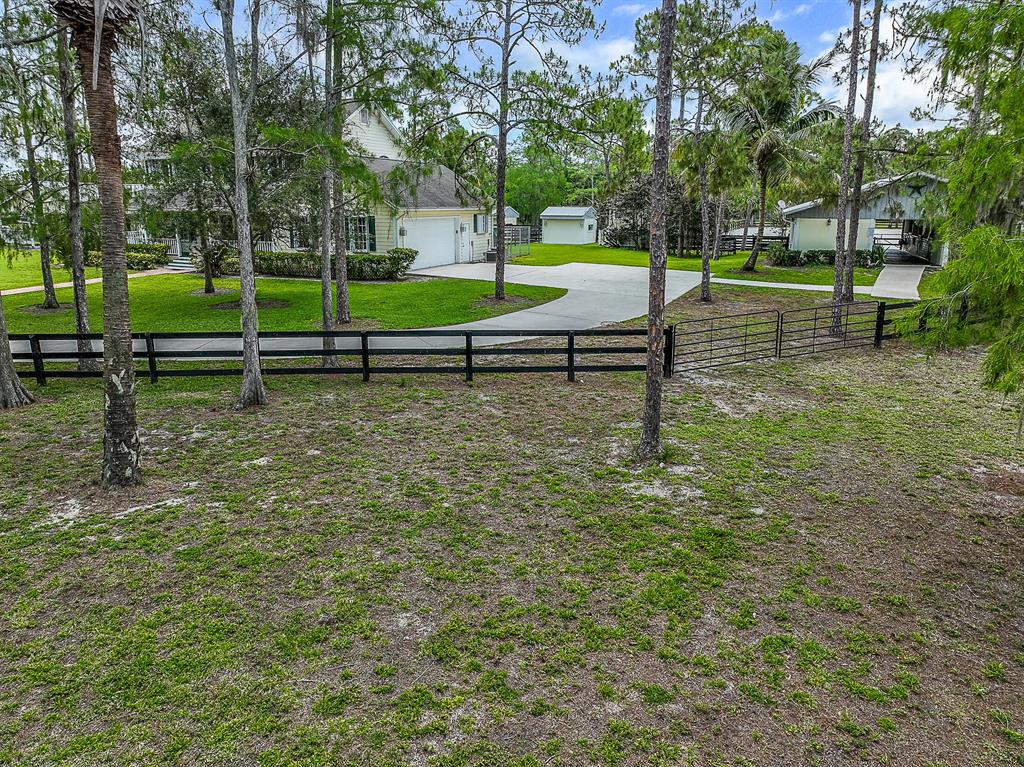2858 Palm Deer Drive