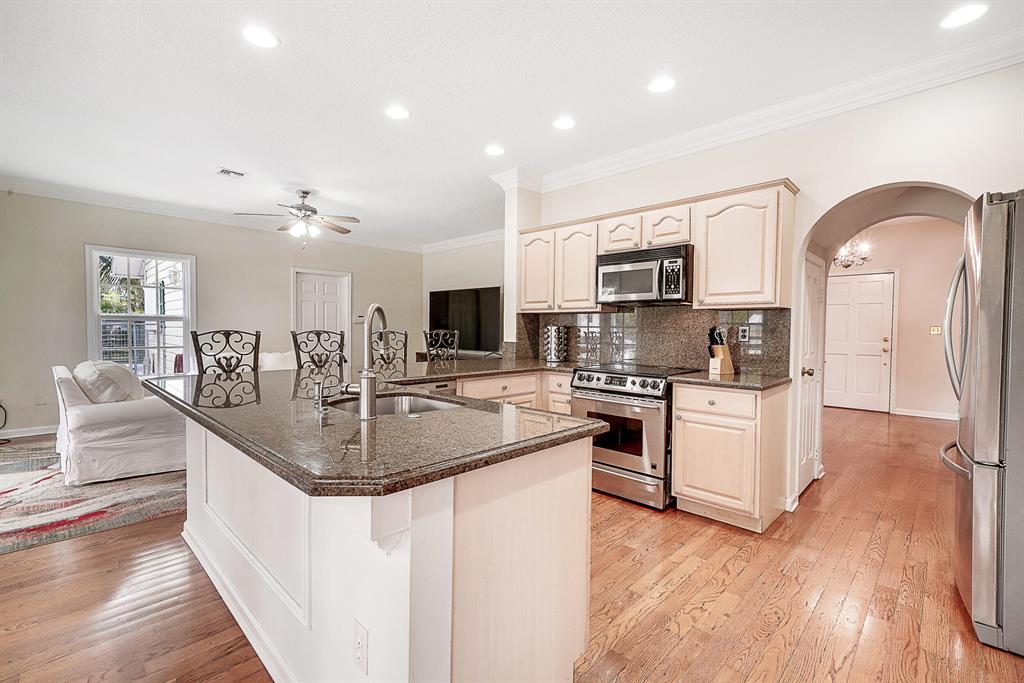 2858 Palm Deer Drive
