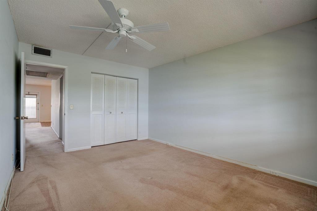 3056 Cornwall C
