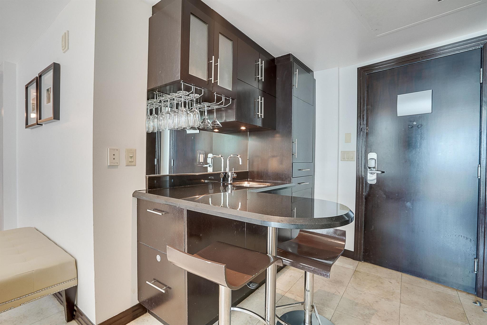 1437 Collins Avenue Ph26
