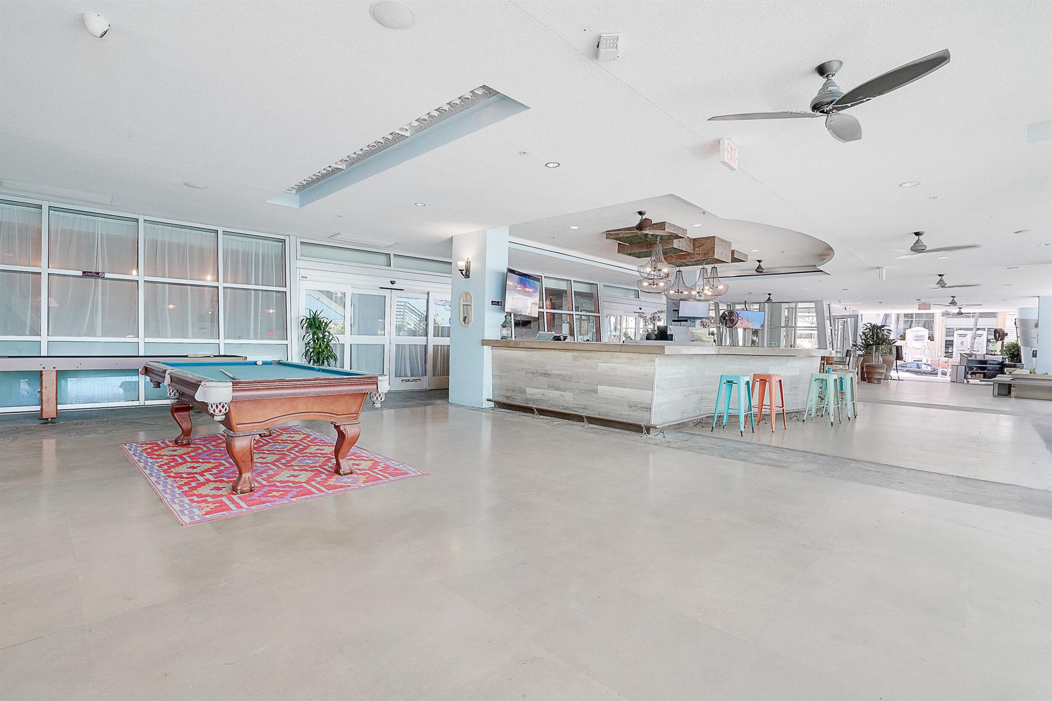 1437 Collins Avenue Ph26