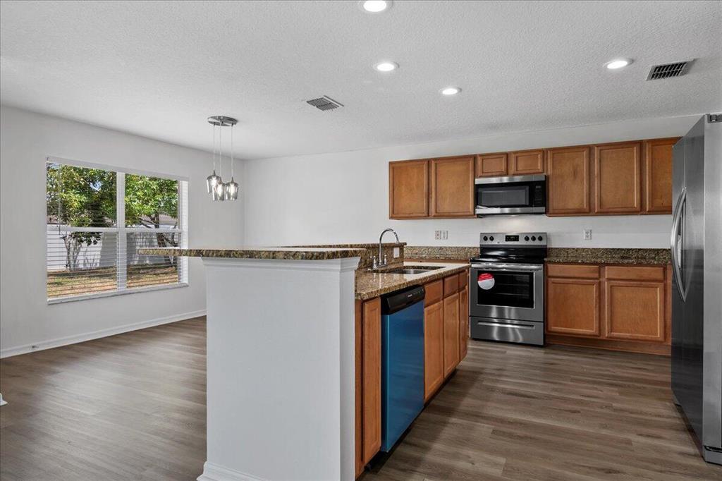 837 SW Commonwealth Road