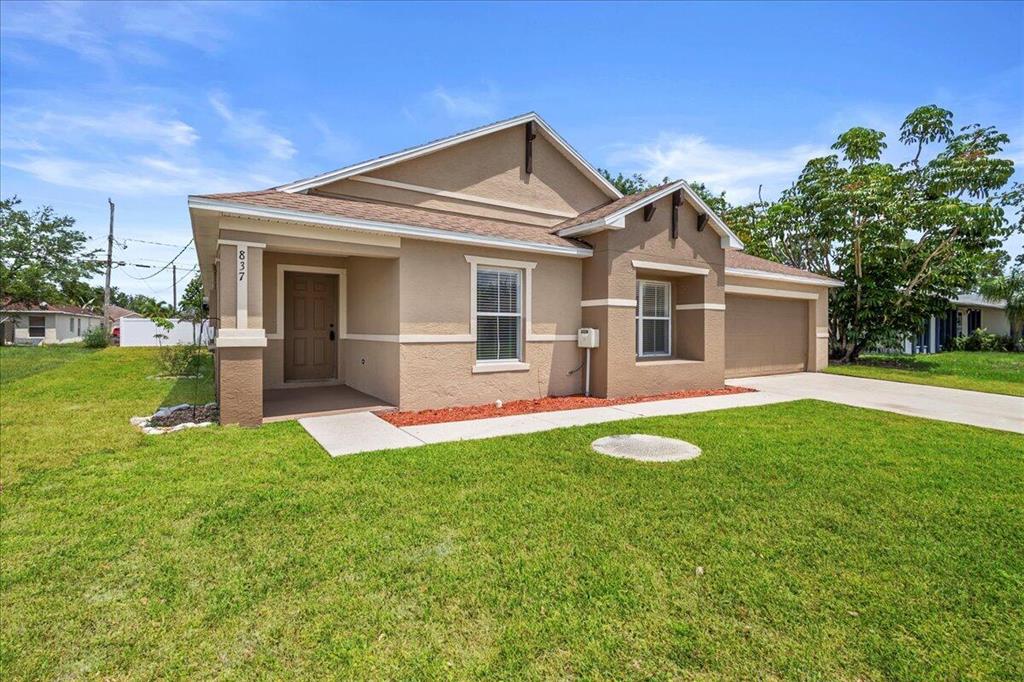 837 SW Commonwealth Road