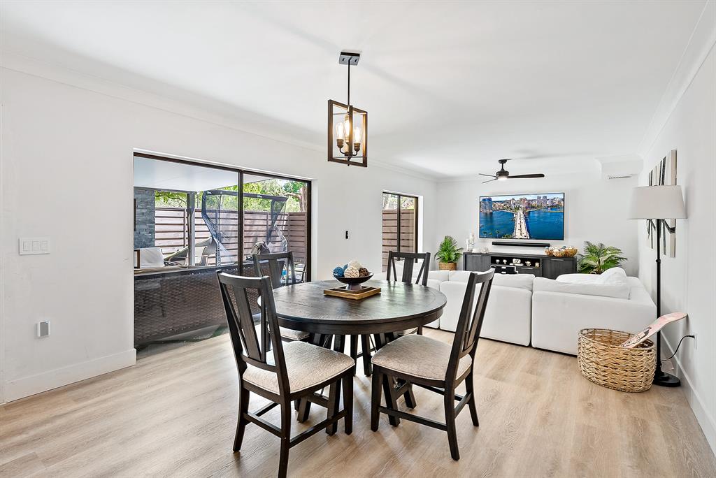 1130 11th Terrace
