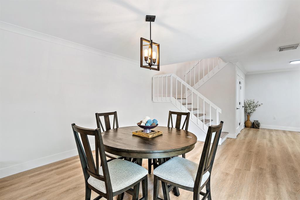 1130 11th Terrace