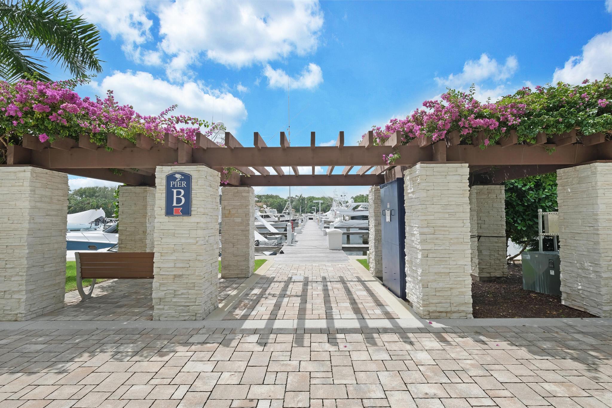 2720 Donald Ross Road 201
