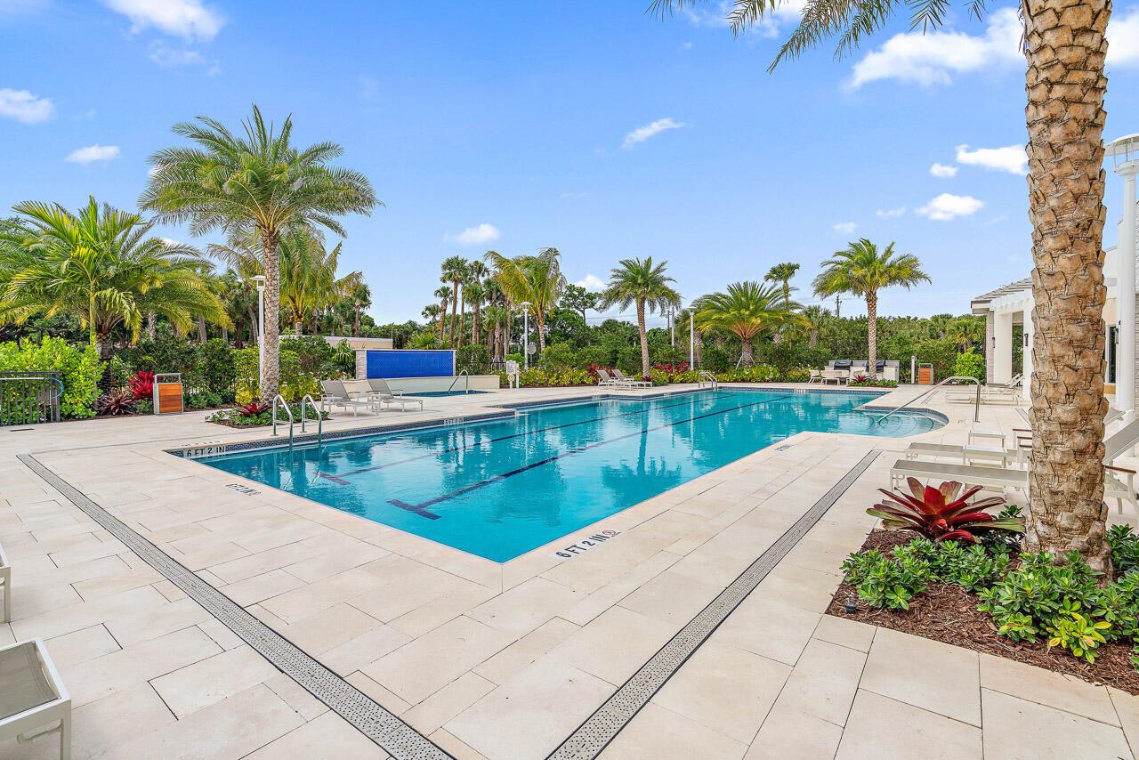 2720 Donald Ross Road 201