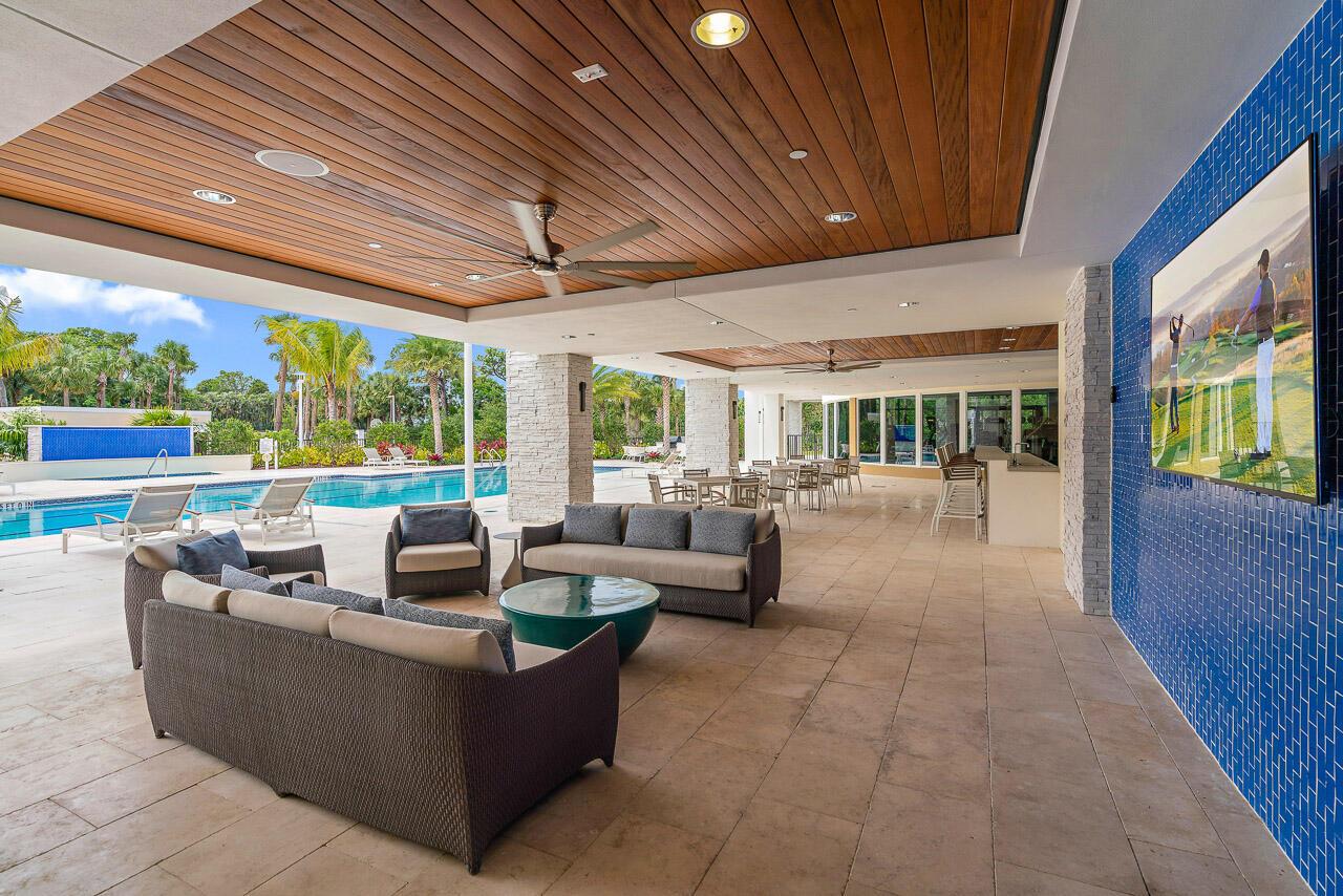 2720 Donald Ross Road 201
