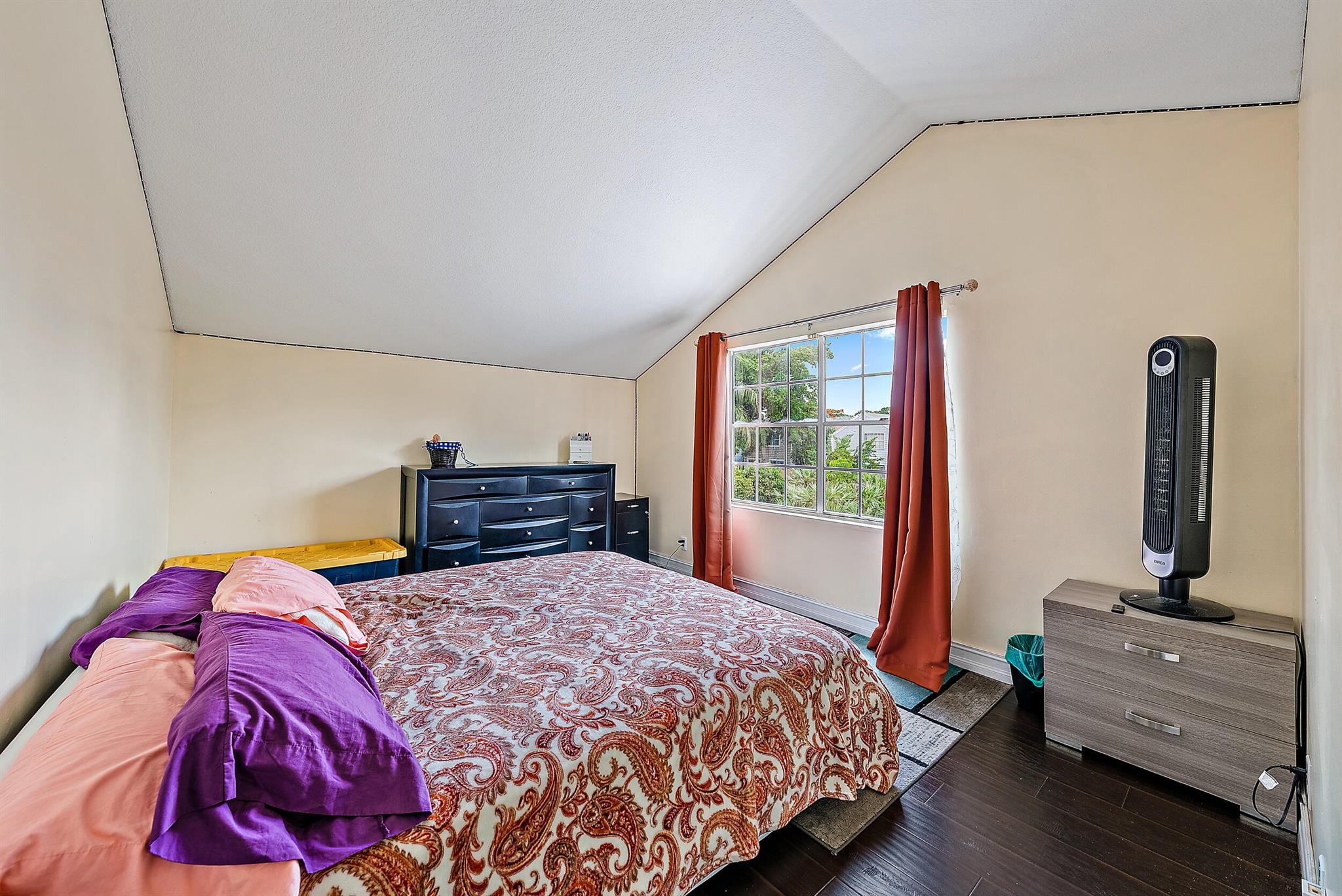 5872 Rambler Rose Way